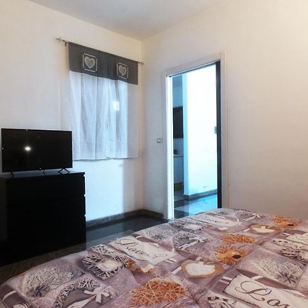 Appartement Oasi In Centro à Bari Extérieur photo